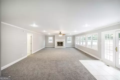 Living - 411 Pine Forrest, Dublin, GA 31021 photo 6 of 8