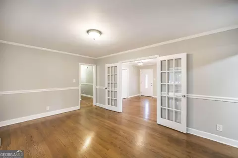 Living - 411 Pine Forrest, Dublin, GA 31021 photo 7 of 8
