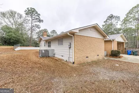 Exterior - 411 Pine Forrest, Dublin, GA 31021 photo 6 of 9