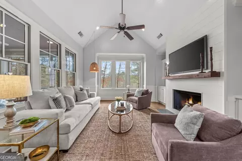 1050 Reubens Ct, Greensboro, GA 30642