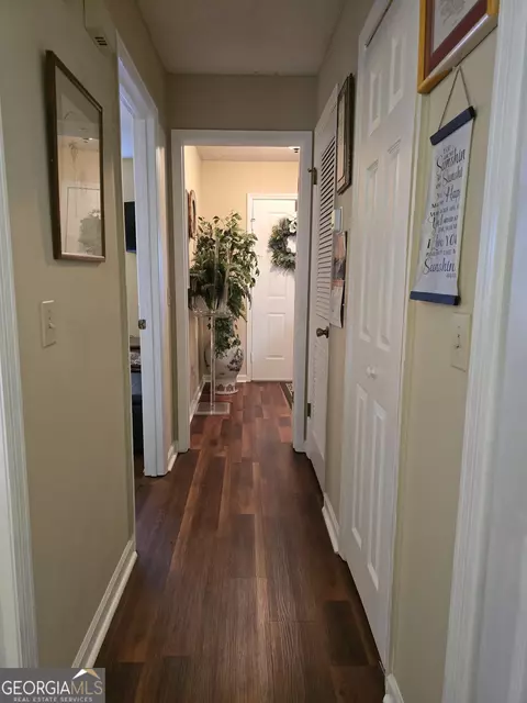 Entry Way - 479 Mitchell Loop, Bluffton, GA 39824 photo 2 of 2