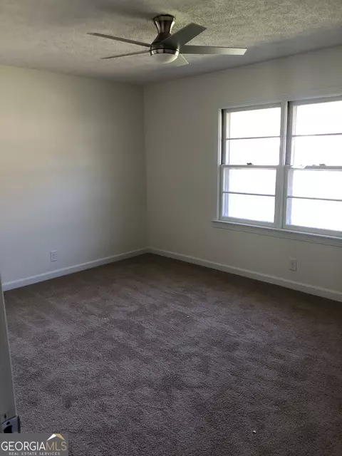 Bedroom - 1716 44th St, Valley, AL 36854 photo 2 of 3
