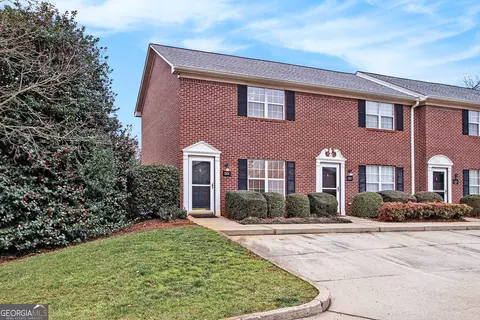 2834 Florence Dr, Gainesville, GA 30504