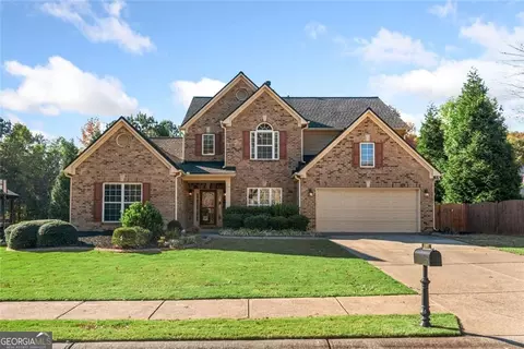 1107 Forest Creek Dr, Canton, GA 30115
