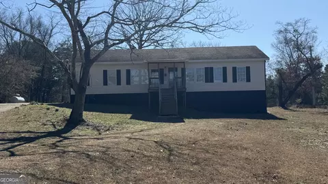 175 Sidney Lanier Dr, Oxford, GA 30054