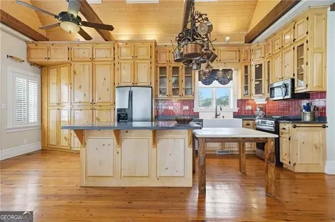 Kitchen - Undisclosed, Barnesville, GA 30204 photo 2 of 4