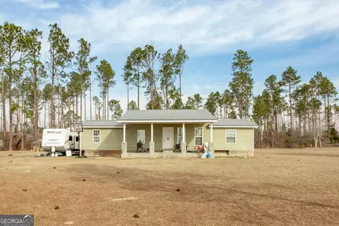 325 New Hope Church Rd, Alma, GA 31510