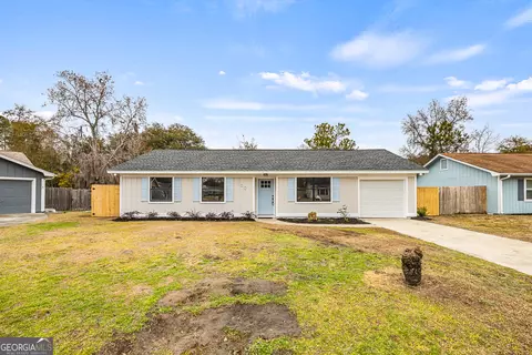 150 Dogwood Cir, Saint Marys, GA 31558