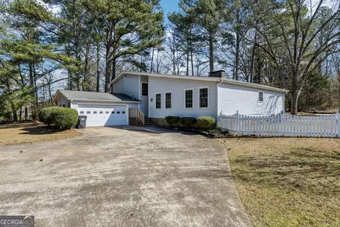 3950 Joyce Ct SE, Conyers, GA 30013