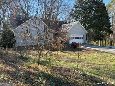 470 Yearling Dr, Loganville, GA 30052