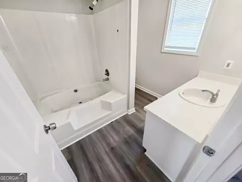 Bath - 800 Mills Dr, Covington, GA 30016 photo 2 of 2