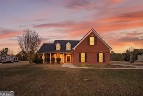 8 Wrightsburg Ct, Senoia, GA 30276