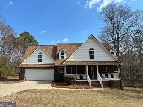 221 Tara Pl NE, Milledgeville, GA 31061