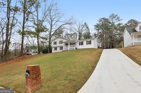 5214 Parkside Dr SE, Conyers, GA 30094