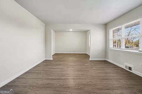 Living - 1660 Valencia Rd, Decatur, GA 30032 photo 3 of 5