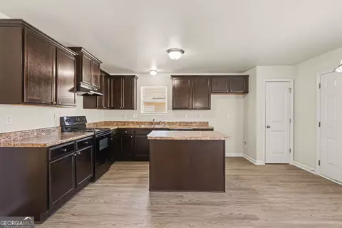 Kitchen - 85 Bellerive Ln SE, Covington, GA 30014 photo 4 of 5