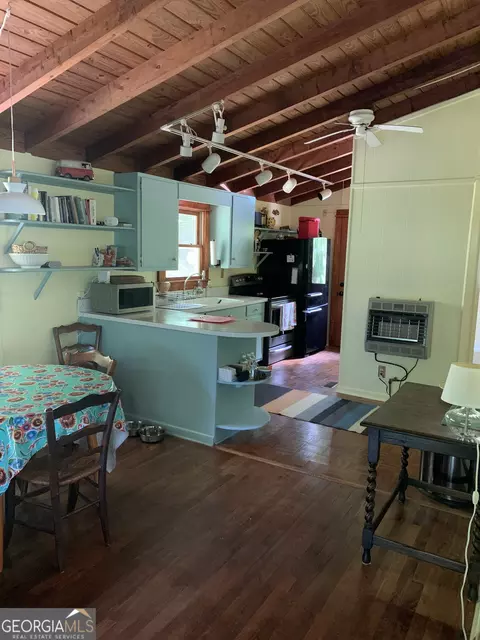 Kitchen - 254 238 Fulton Rd, Tiger, GA 30576 photo 3 of 3