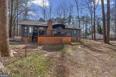Exterior - 150 Tall Oak Trl, Covington, GA 30014 photo 6 of 11