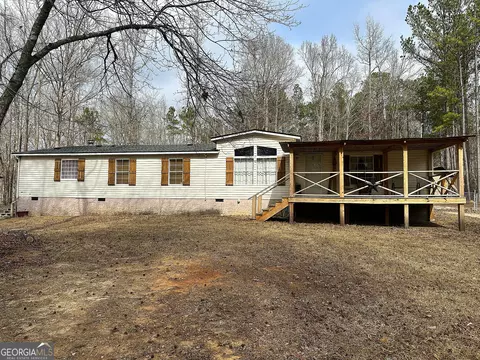 301 Early Spring Ct, Greenville, GA 30222