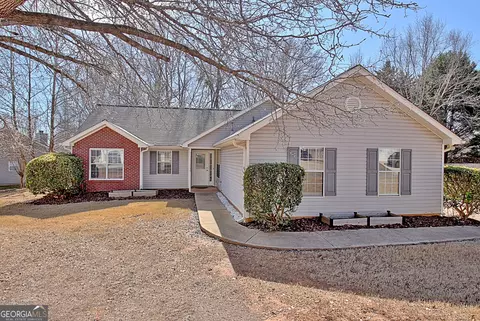 514 Sarahs Ln, Locust Grove, GA 30248