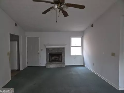 Living - 100 Willow Shoals Dr, Covington, GA 30016 photo 1 of 3