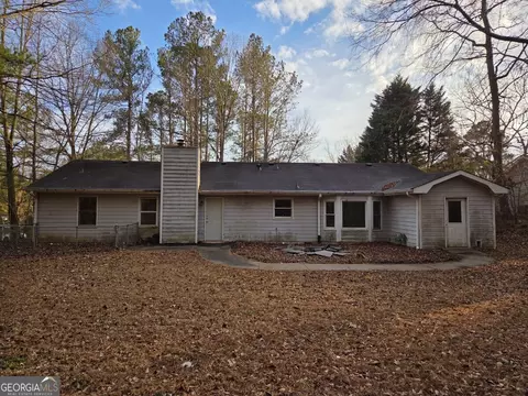 Exterior - 100 Willow Shoals Dr, Covington, GA 30016 photo 2 of 3