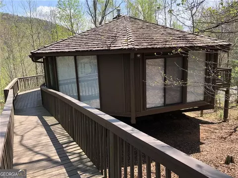 40 Treetopper Ln, Jasper, GA 30143