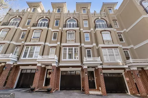 802 Clifton Heights Ln NE, Atlanta, GA 30329