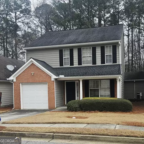 561 Hillandale Park Dr, Lithonia, GA 30058