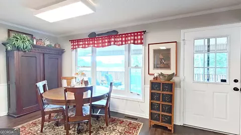 Dining - 290 Long Rd, Bainbridge, GA 39817 photo 3 of 4