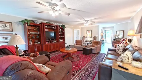 Living - 290 Long Rd, Bainbridge, GA 39817 photo 1 of 3