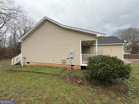 Exterior - 140 Summit Ln, Carnesville, GA 30521 photo 2 of 2