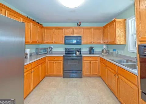 149 Candlestick Dr, Hull, GA 30646 photo 5
