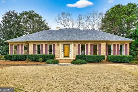 100 Highview Trce, Fayetteville, GA 30215