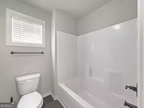Bath - 190 Ruby Ln, Mcdonough, GA 30252 photo 8 of 10