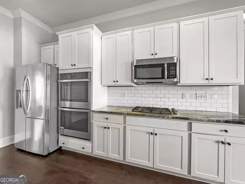 Kitchen - 190 Ruby Ln, Mcdonough, GA 30252 photo 3 of 4