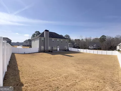 Exterior - 190 Ruby Ln, Mcdonough, GA 30252 photo 3 of 8