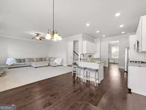 Living - 190 Ruby Ln, Mcdonough, GA 30252 photo 4 of 4