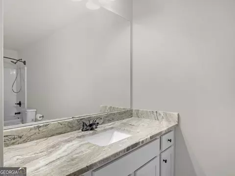 Bath - 190 Ruby Ln, Mcdonough, GA 30252 photo 9 of 10