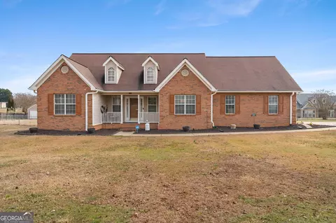 407 Trestle Rd, Locust Grove, GA 30248