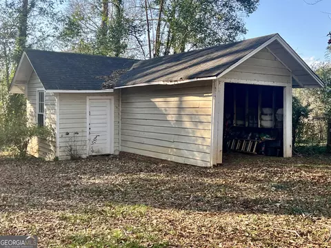 Exterior - 416 Park Ave, Lagrange, GA 30240 photo 4 of 7