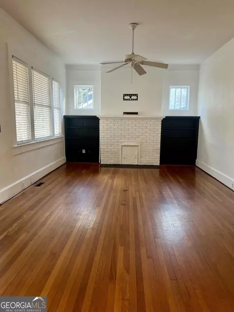 Living - 416 Park Ave, Lagrange, GA 30240 photo 2 of 3