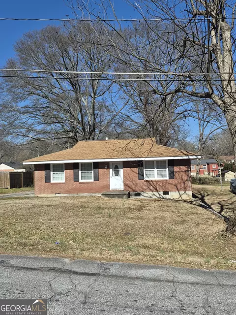 880 White Oak Dr, Forest Park, GA 30297