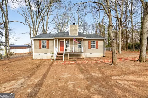 49 Ridgeway Dr, Danielsville, GA 30633