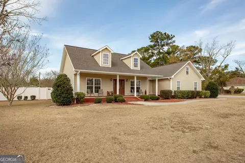 2501 Bland Rd, Waycross, GA 31503