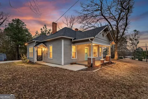 66 Washington Dr, Forsyth, GA 31029