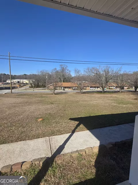 Exterior - 25 Georgia Ave, Hampton, GA 30228 photo 2 of 4