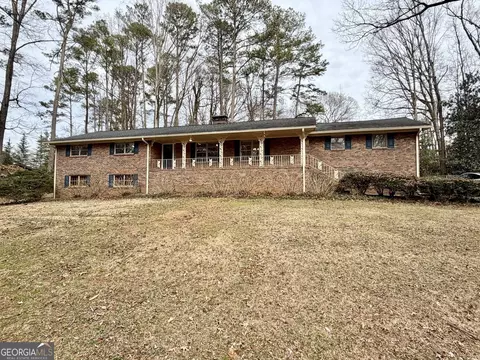 4707 Windsor Dr, Smyrna, GA 30082