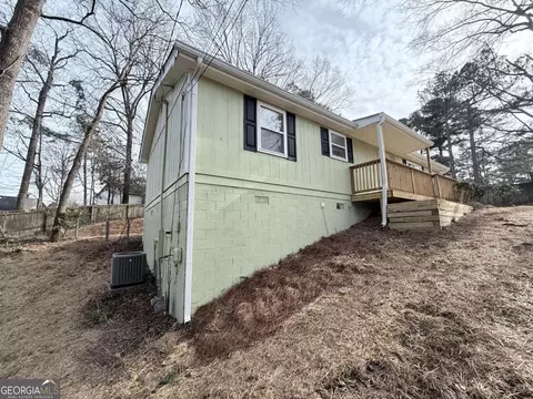 1223 Kathy Ct NE, Conyers, GA 30012