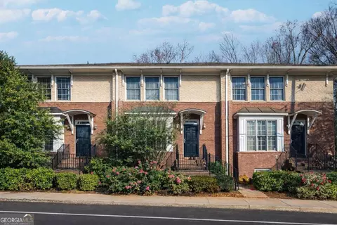 7 Chief Matthews Rd #2B, Decatur, GA 30030